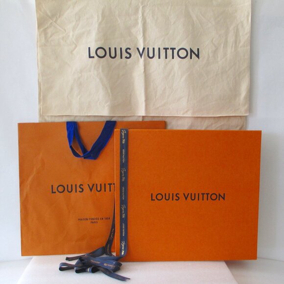 GENUINE LOUIS VUITTON BOX BAG+ BUNDLE - Picture 1 of 16